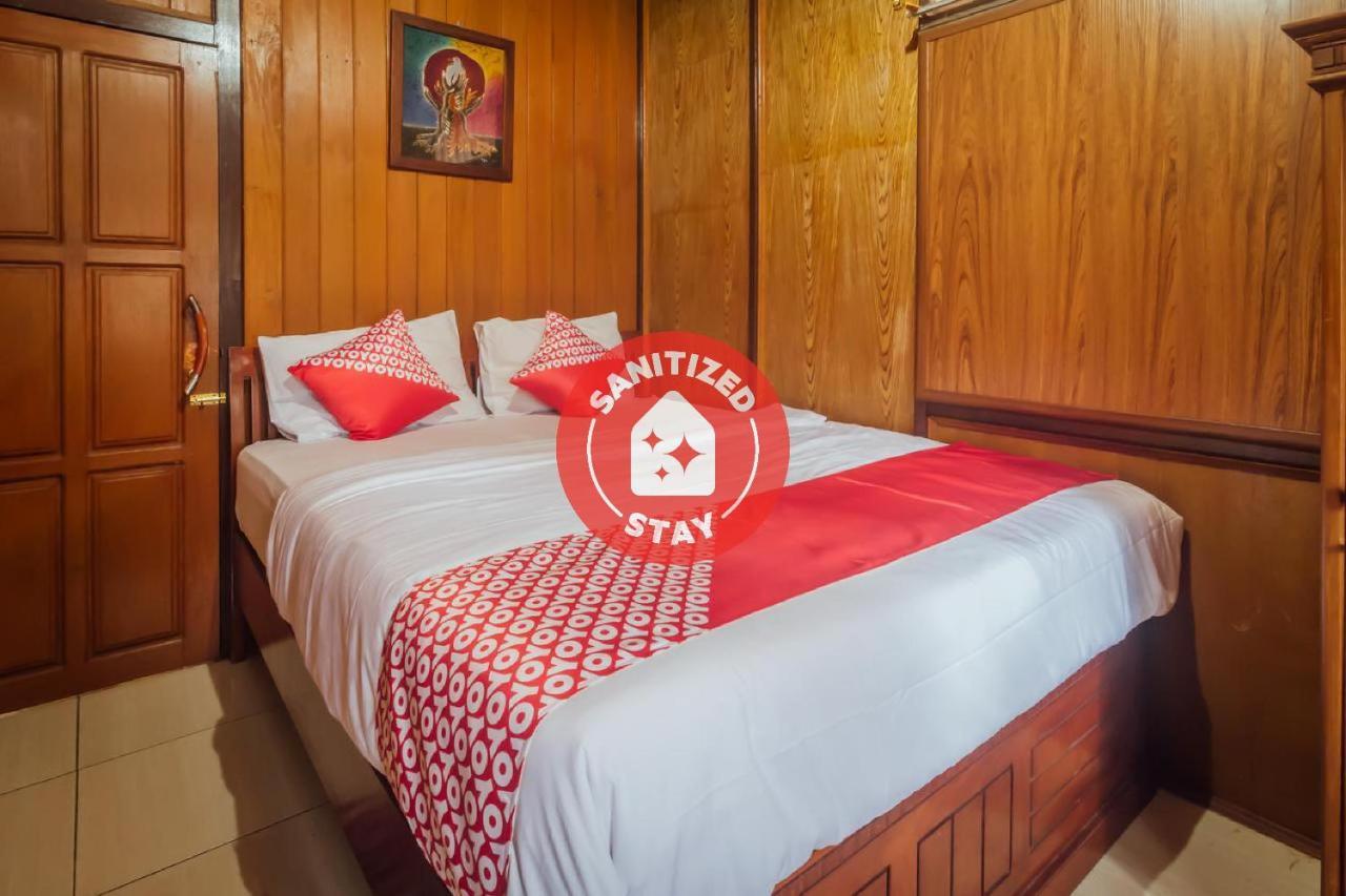 Vaccinated Staff - Oyo 1300 Crecia Guest House Hatu Εξωτερικό φωτογραφία