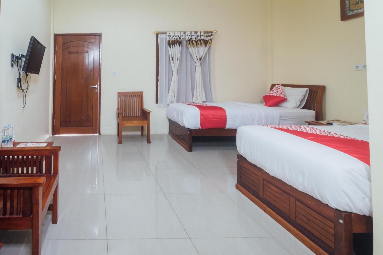 Vaccinated Staff - Oyo 1300 Crecia Guest House Hatu Εξωτερικό φωτογραφία