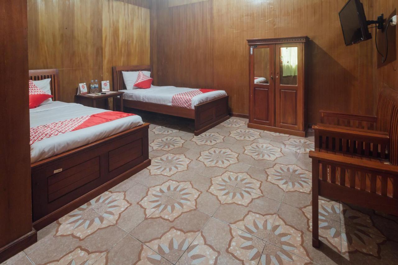 Vaccinated Staff - Oyo 1300 Crecia Guest House Hatu Εξωτερικό φωτογραφία